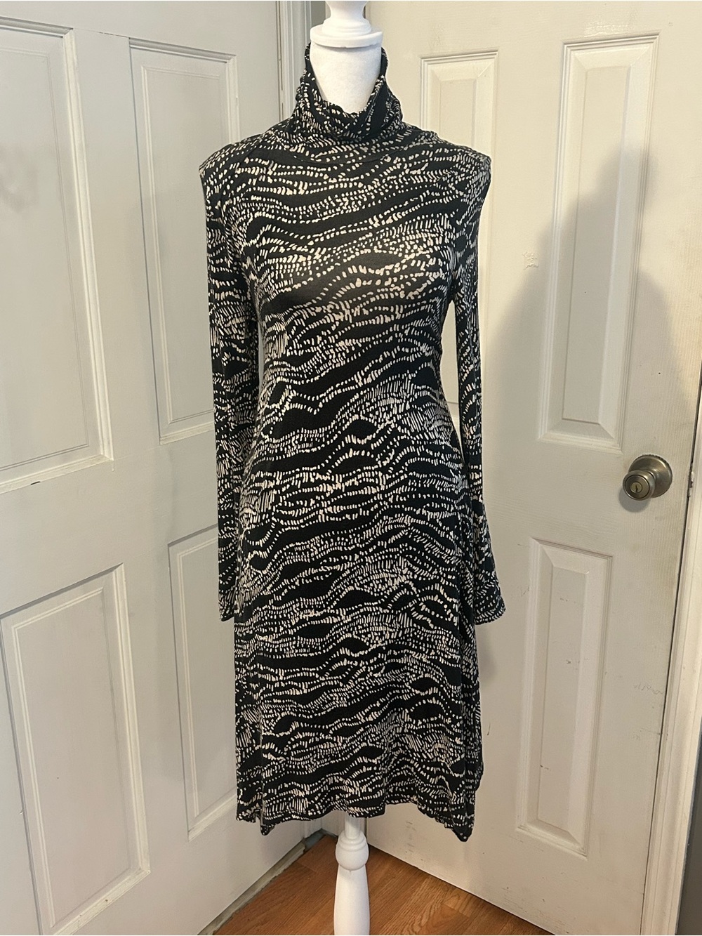 Meave by Anthropologie Black & White Patterned Long-Sleeve Turtleneck Dress